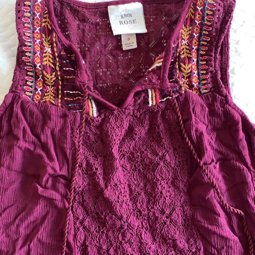 Knox Rose embroidered tank